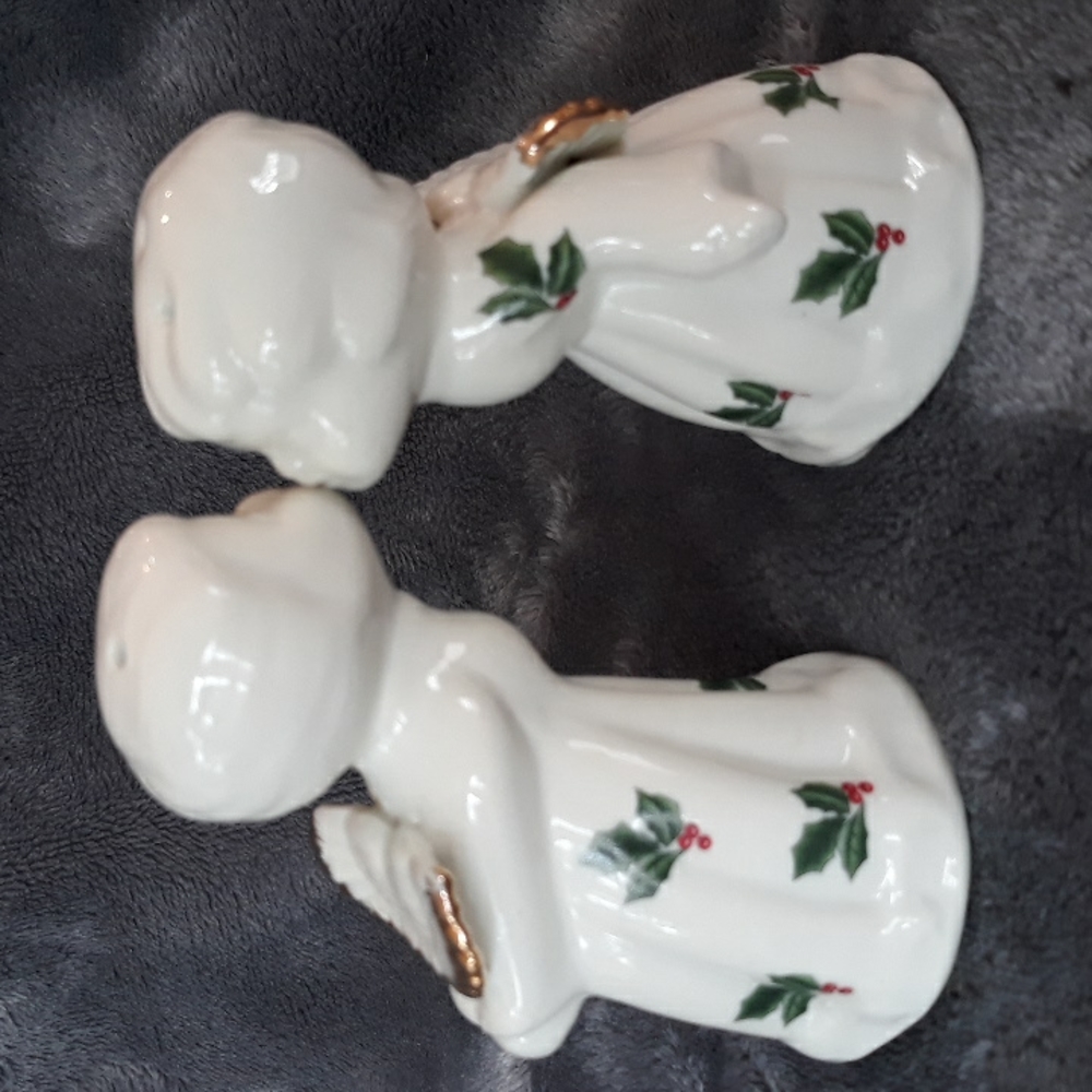 Porcelain Kissing Angels Salt and Pepper Set